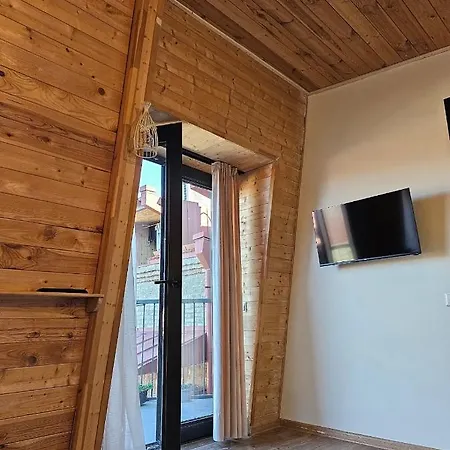 New Apartment With A Terrace Tbilisi Exterior photo